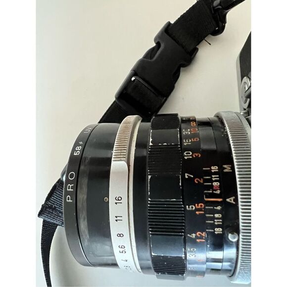 Canon SLR Camera FT QL Film Camera - Picture 12 of 15